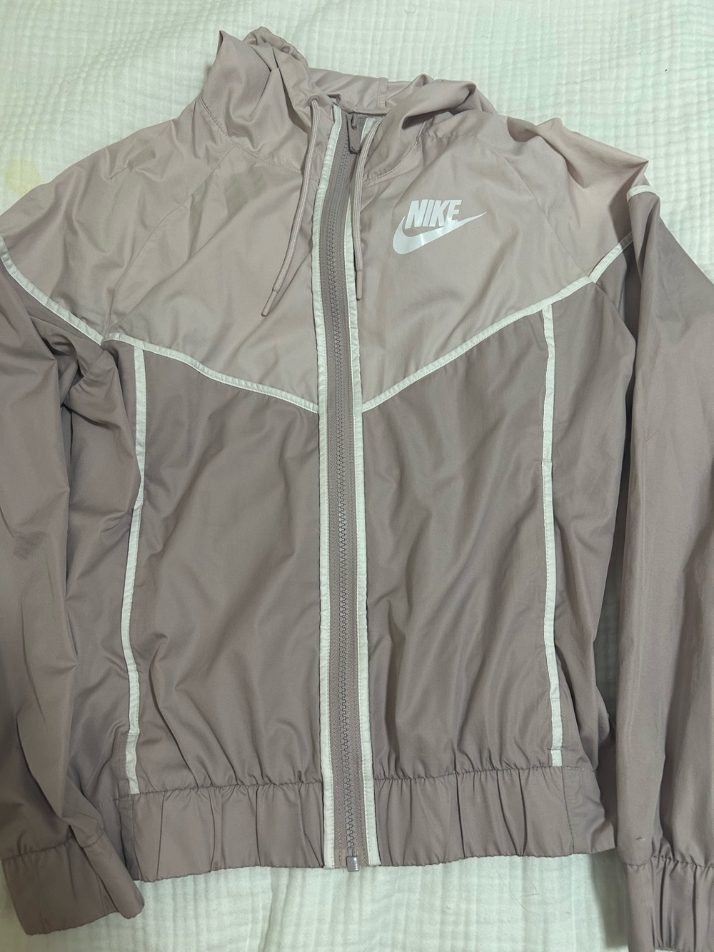 Nike Sportswear Windrunner Jacket Women’s Small Pink Hooded